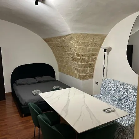 Arch * Bari